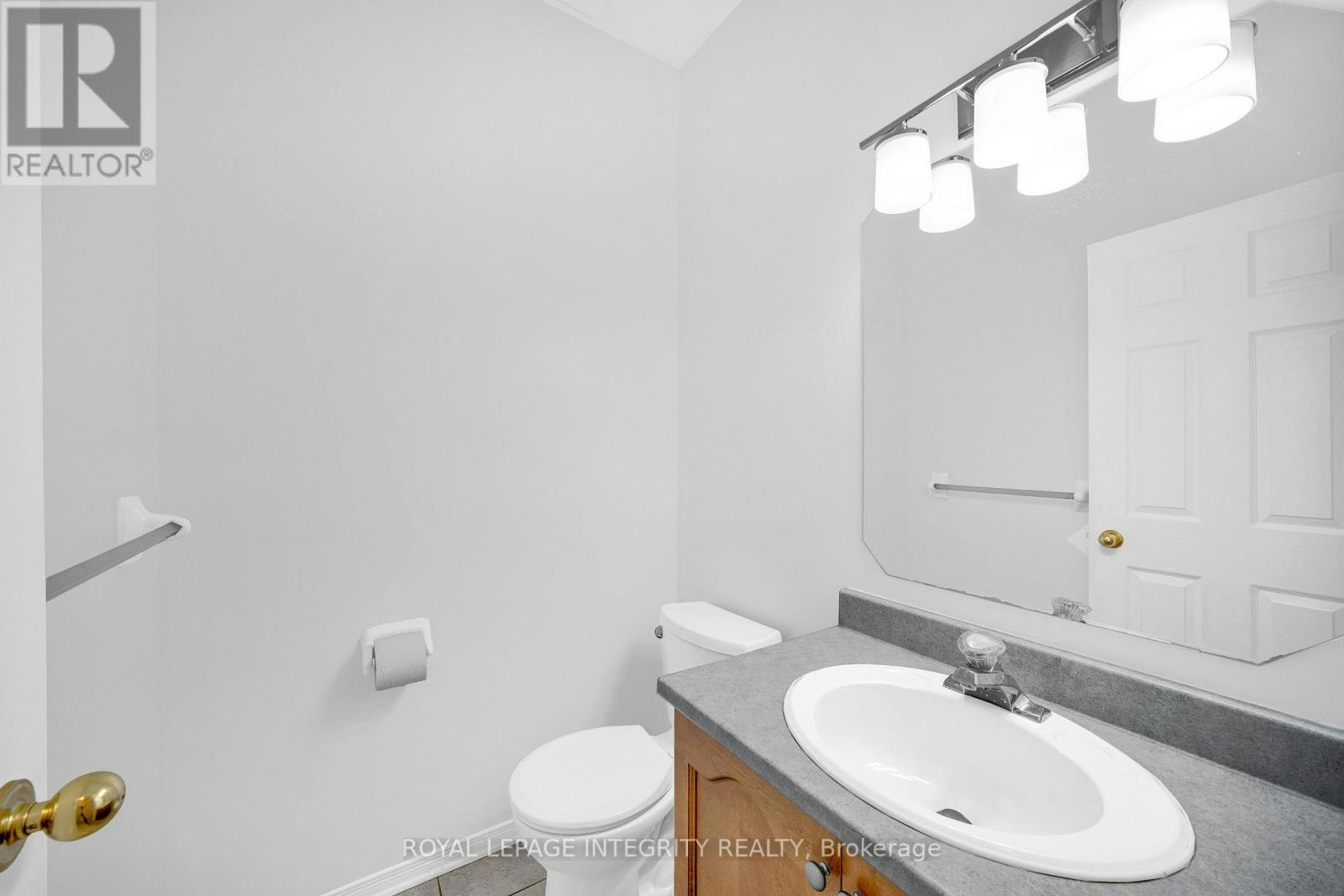 33 Norgold Crescent, Ottawa, ON, K2T 1J1 - 5