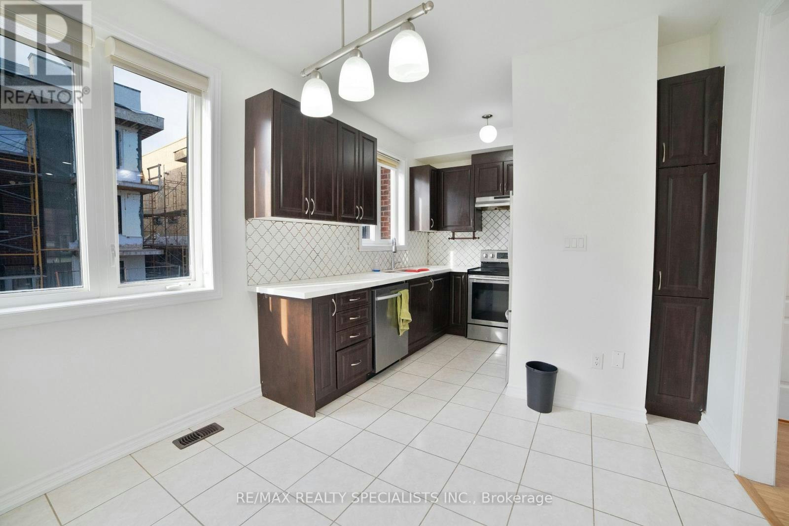 52 Kayak Heights, Brampton, ON, L6Z 0H9 - 6