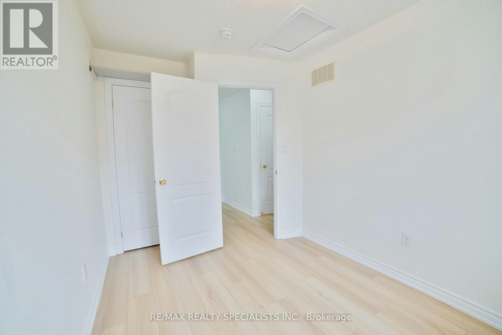 52 Kayak Heights, Brampton, ON, L6Z 0H9 - 11