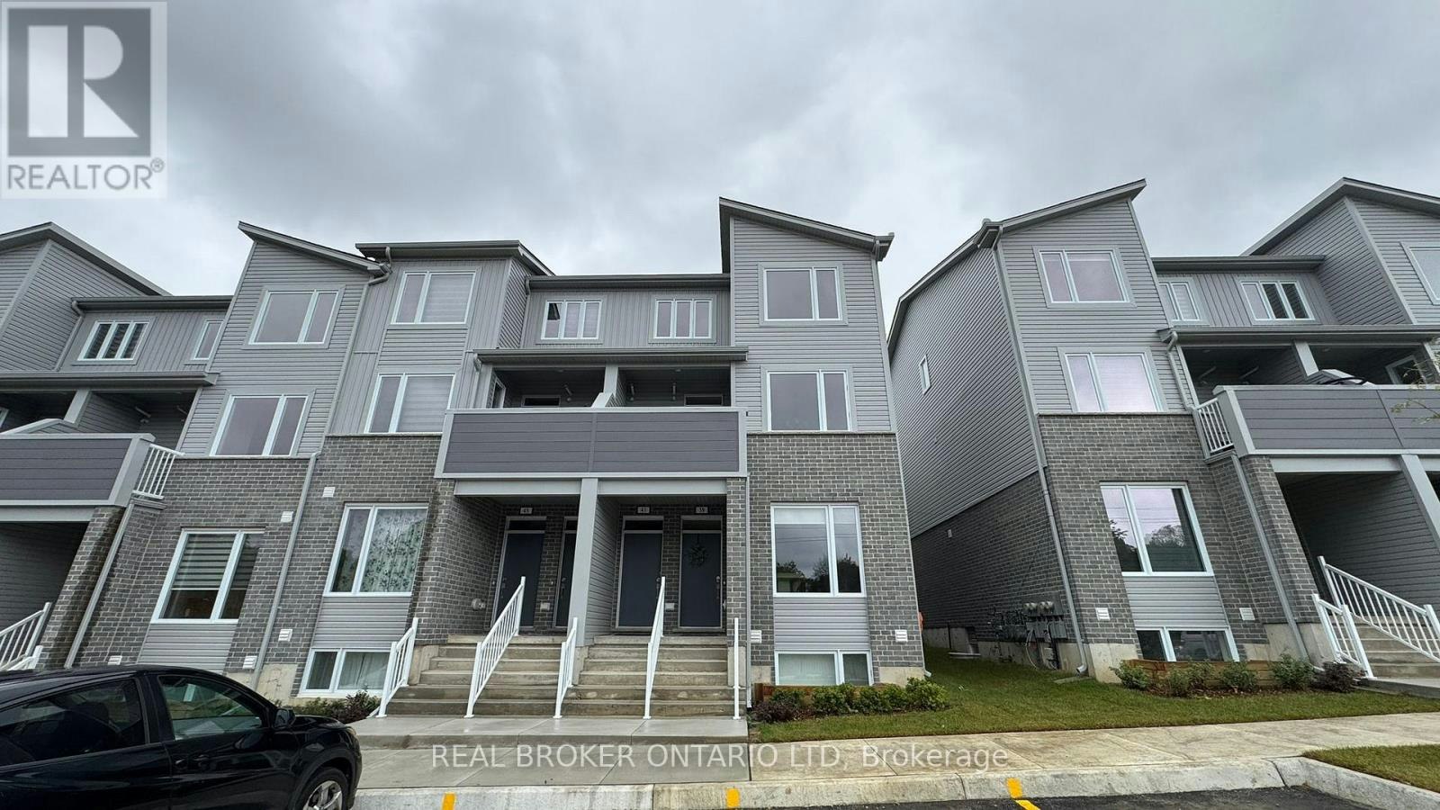 44-925 Deveron Crescent, London, ON, N5Z 5A4 - 2