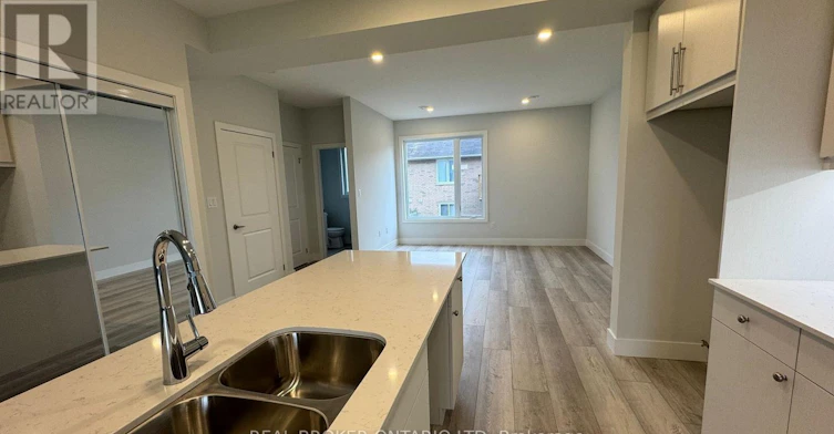44-925 Deveron Crescent, London, ON, N5Z 5A4 - 5