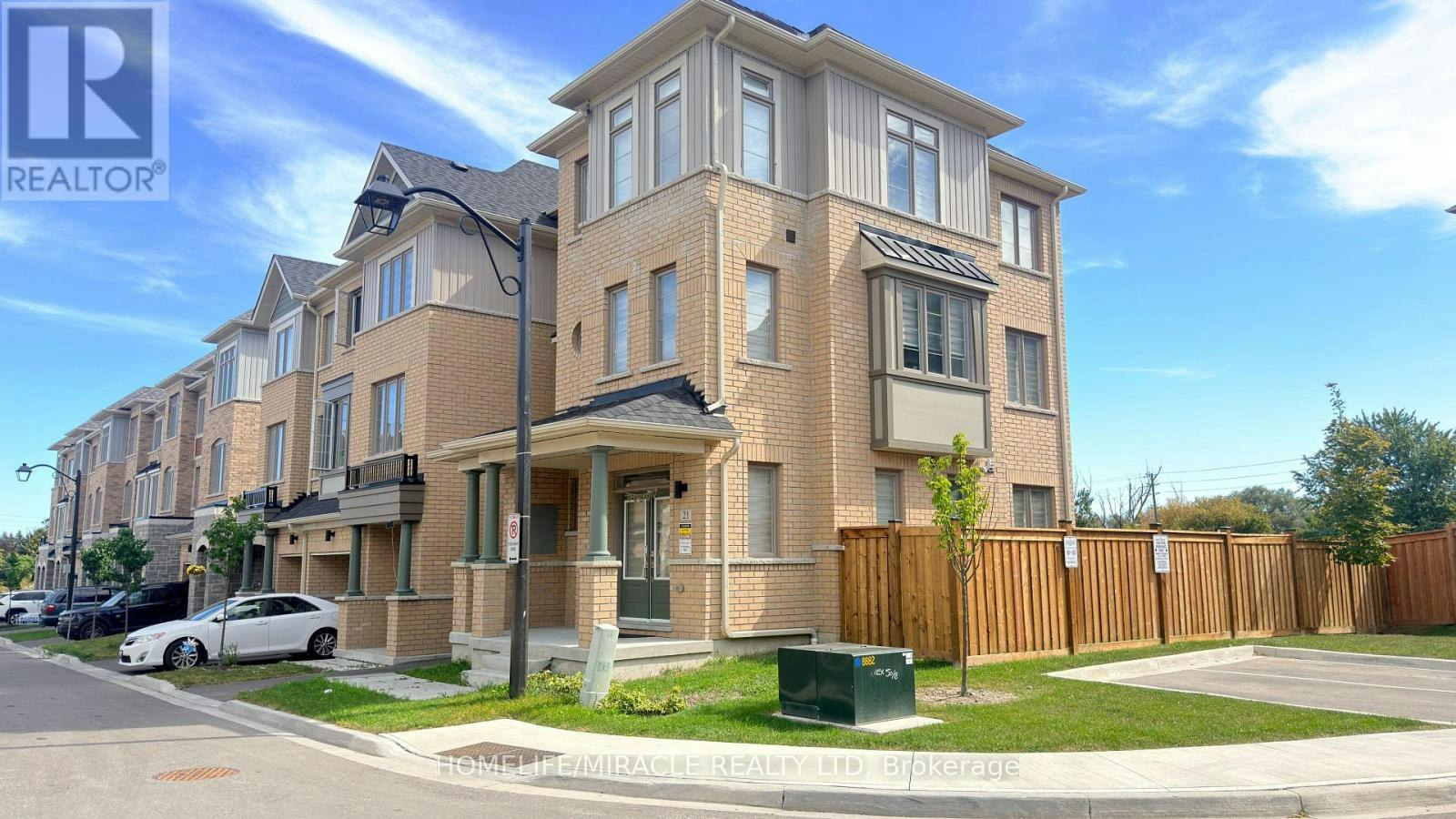 21 Nautical Way, Whitby, ON, L1N 0N2 - 3