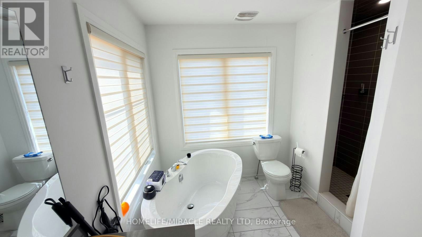 21 Nautical Way, Whitby, ON, L1N 0N2 - 23
