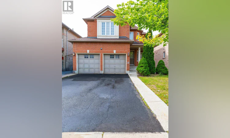 44 Fallstar Crescent