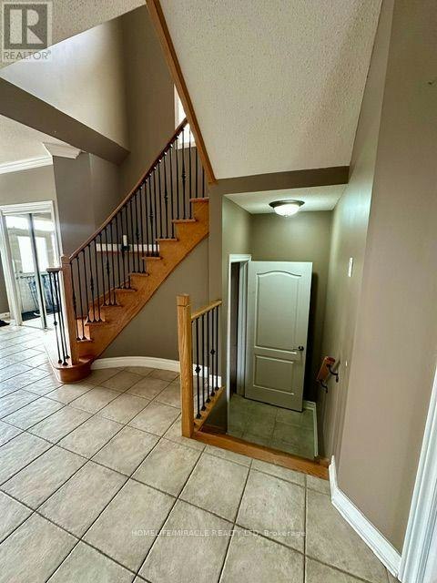 323 Alexander Crescent, Milton, ON, L9T 6K8 - 23