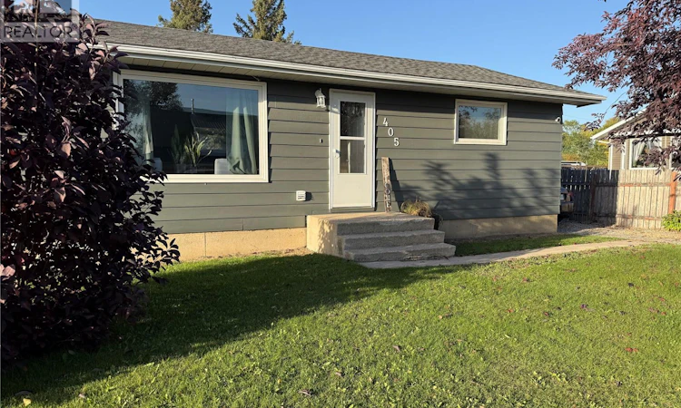 405 6th Avenue W