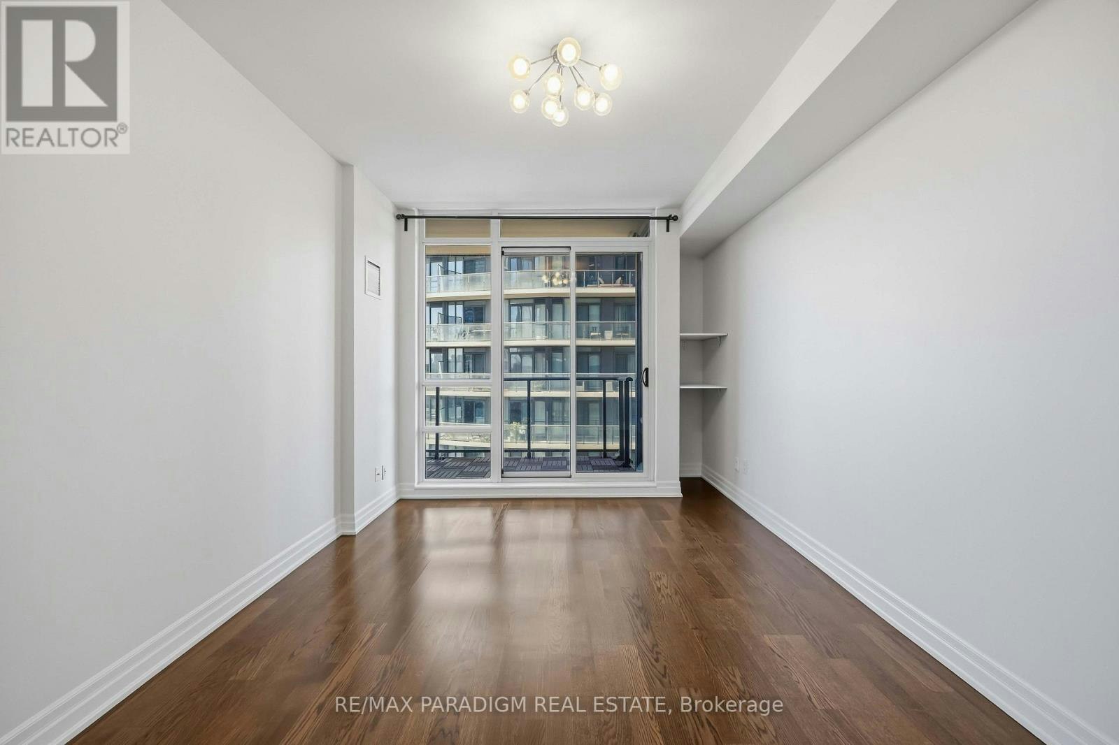 802-500 St Clair Avenue W, Toronto, ON, M6C 1A8 - 23