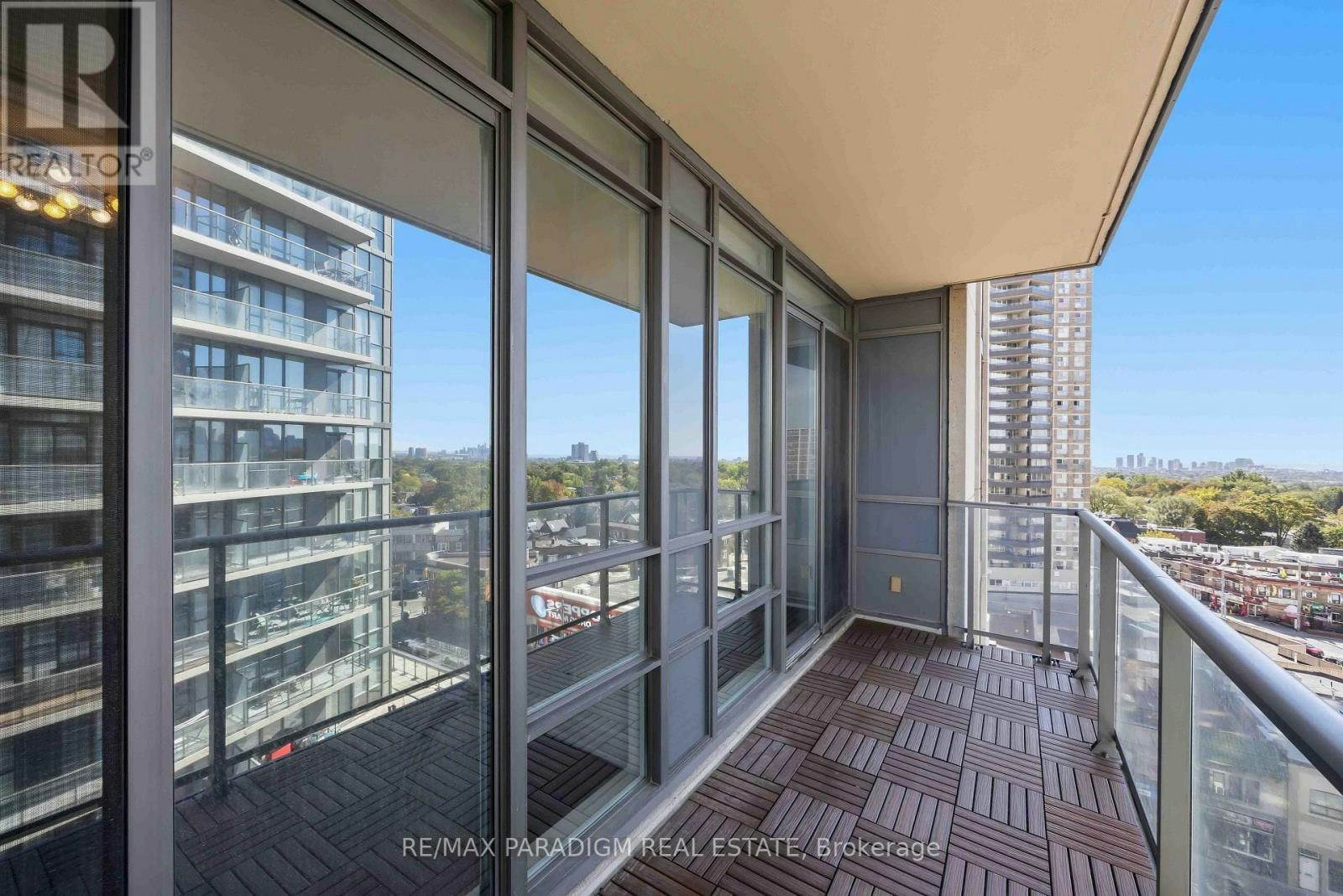 802-500 St Clair Avenue W, Toronto, ON, M6C 1A8 - 30
