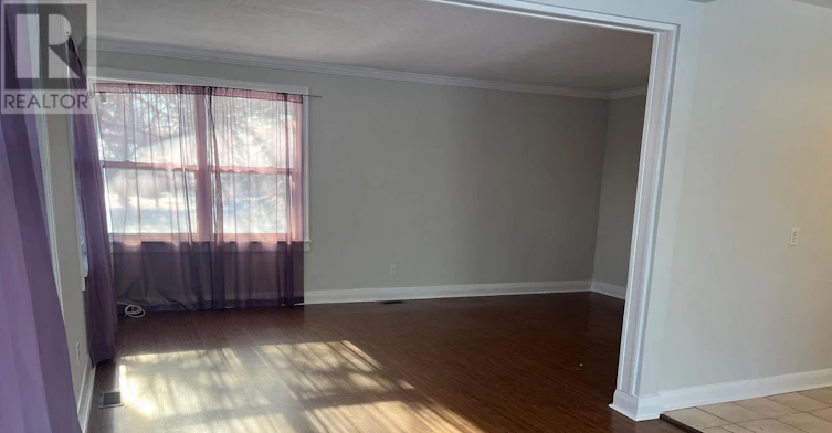 66 Lake Road NORTH, Richmond Hill, ON, L4E 3A2 - 6