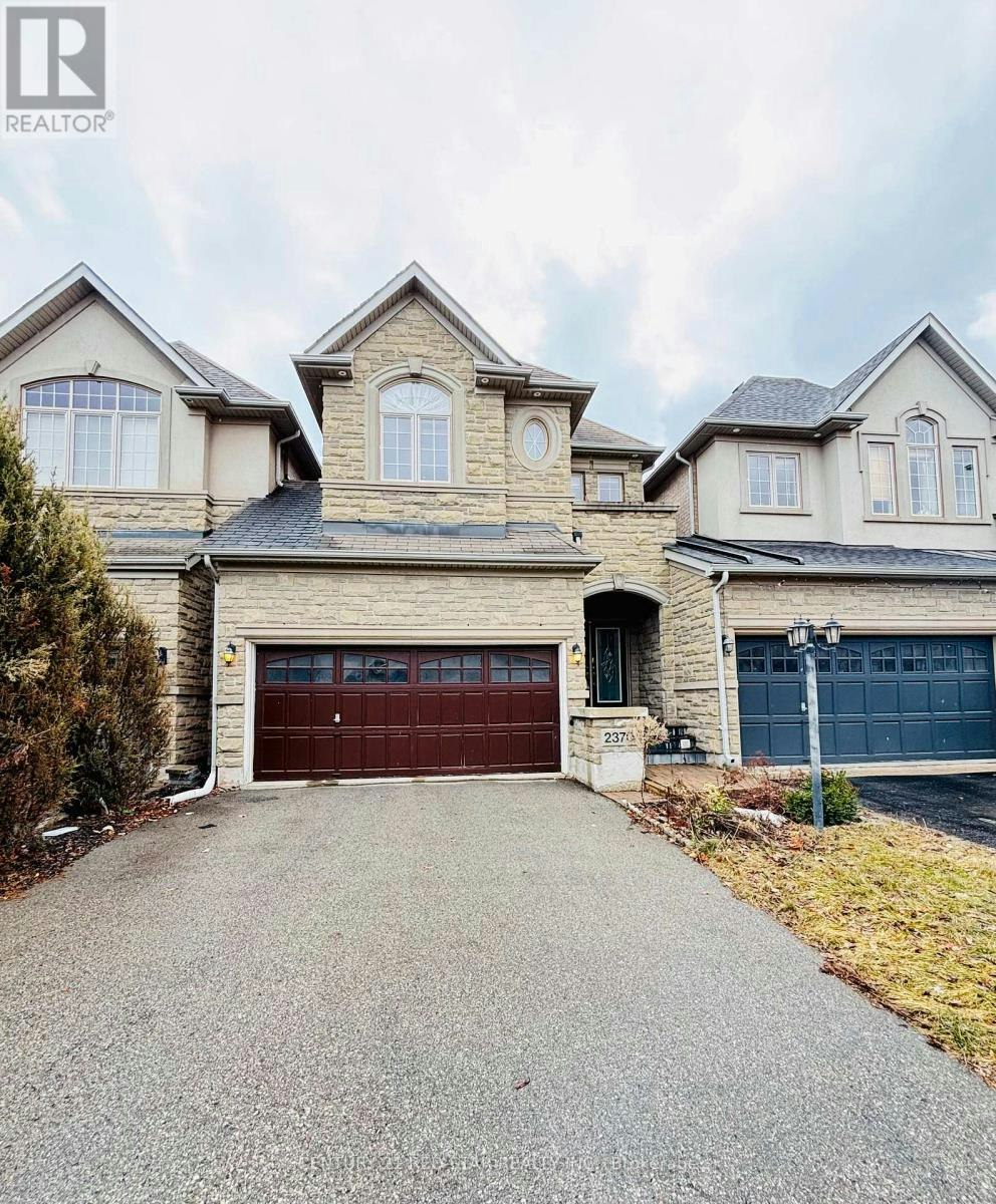 2370 Wasaga Drive, Oakville, ON, L6H 0B7