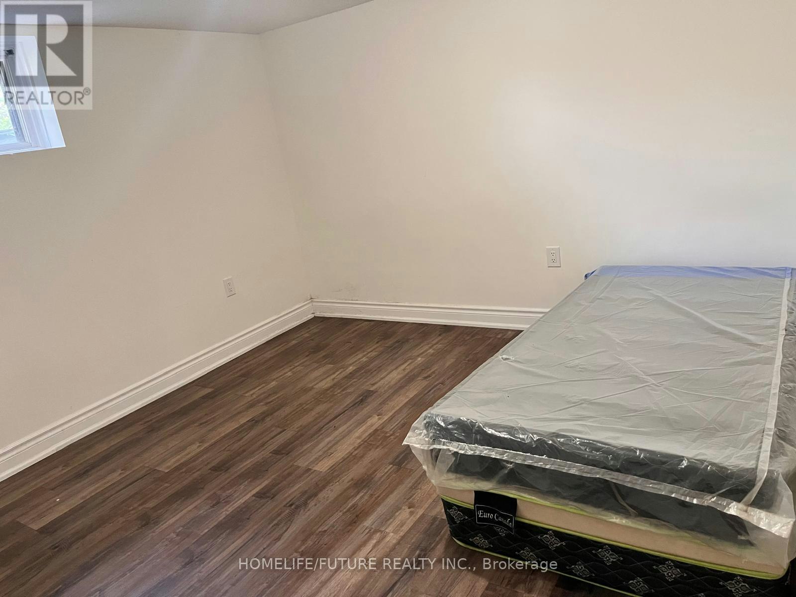 BSMT-229 Flora Drive, Toronto, ON, M1P 1B2 - 5