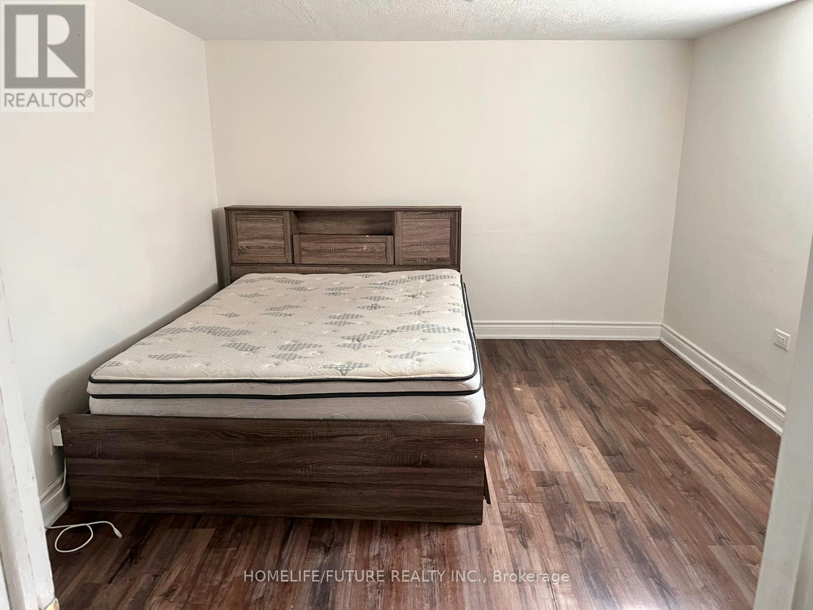 BSMT-229 Flora Drive, Toronto, ON, M1P 1B2 - 4