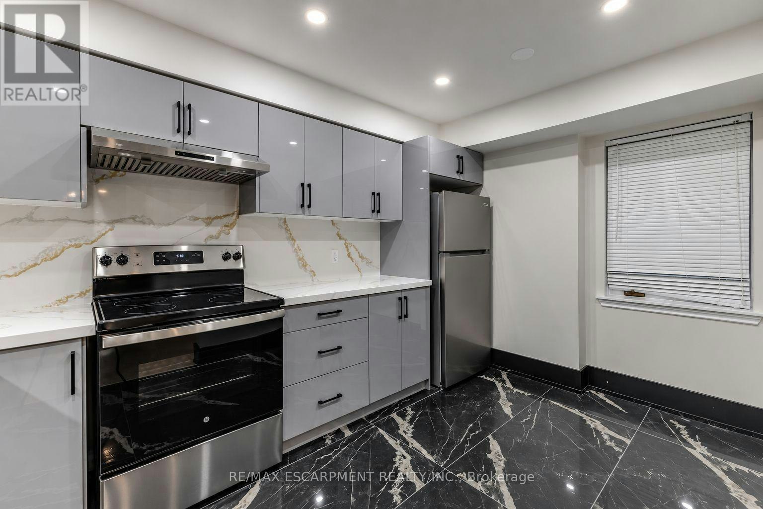 8-20 Mulligan Lane, Wasaga Beach, ON, L9Z 1C4 - 5