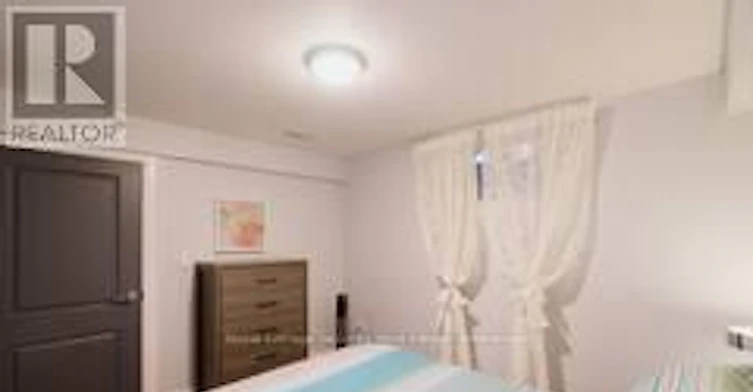 LOWER-81 Erie Street, Toronto, ON, M6L 2R1 - 9