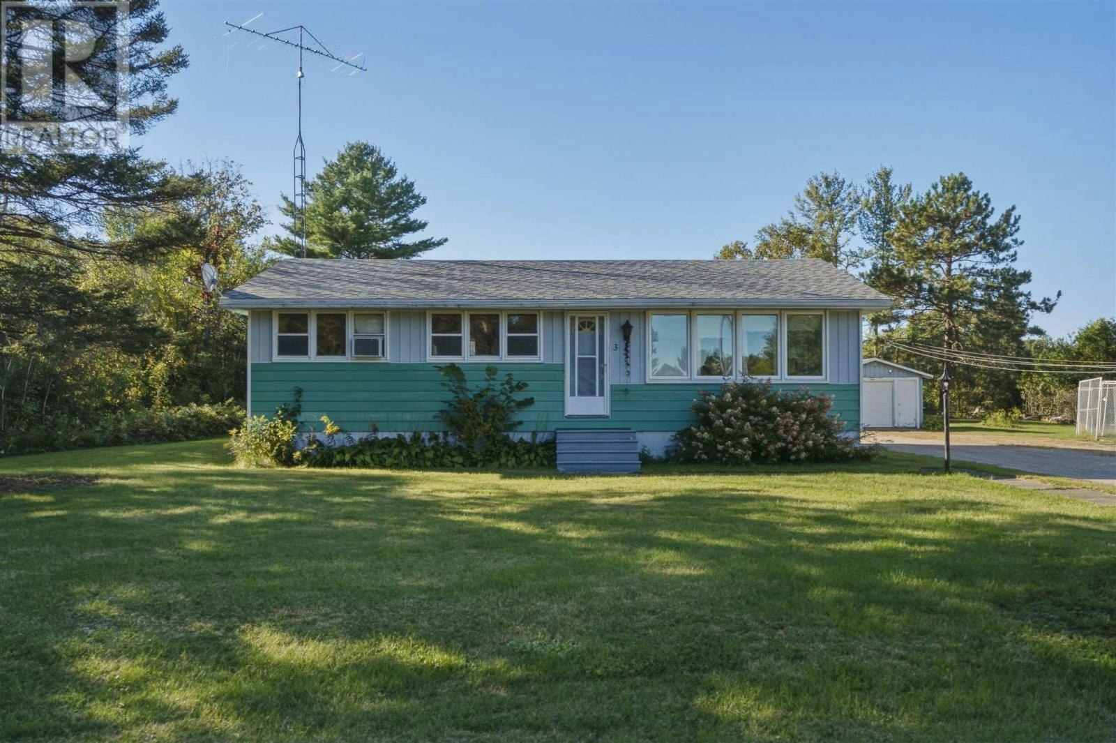 32 Mississagi Crescent, Iron Bridge, ON, P0R 1H0
