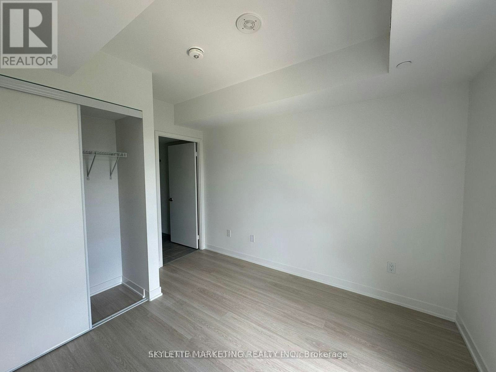 318-500 Wilson Avenue, Toronto, ON, M3H 5Y9 - 8