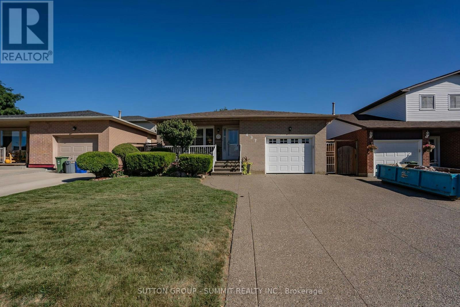 437 Eaglewood Drive, Hamilton, ON, L8W 2T1