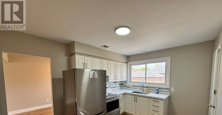 2-596 Digby Avenue, Oshawa, ON, L1G 1W6 - 3