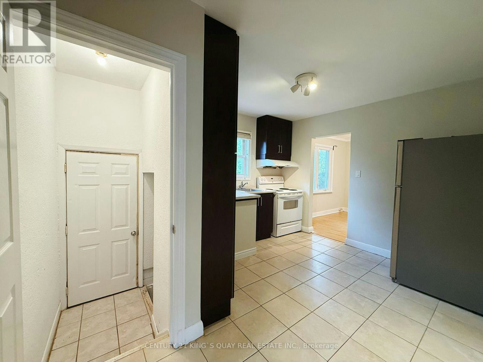 21 Marilyn Avenue, Toronto, ON, M1S 1B9 - 11
