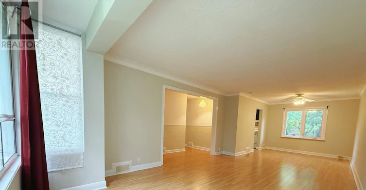 21 Marilyn Avenue, Toronto, ON, M1S 1B9 - 7