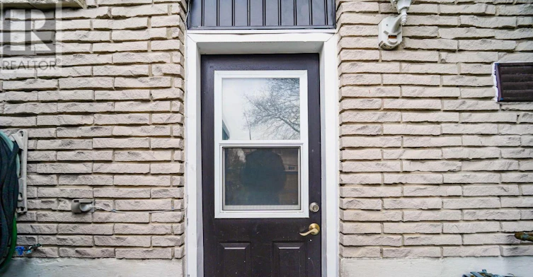MAIN-919 Central Park Boulevard N, Oshawa, ON, L1G 6V8 - 12
