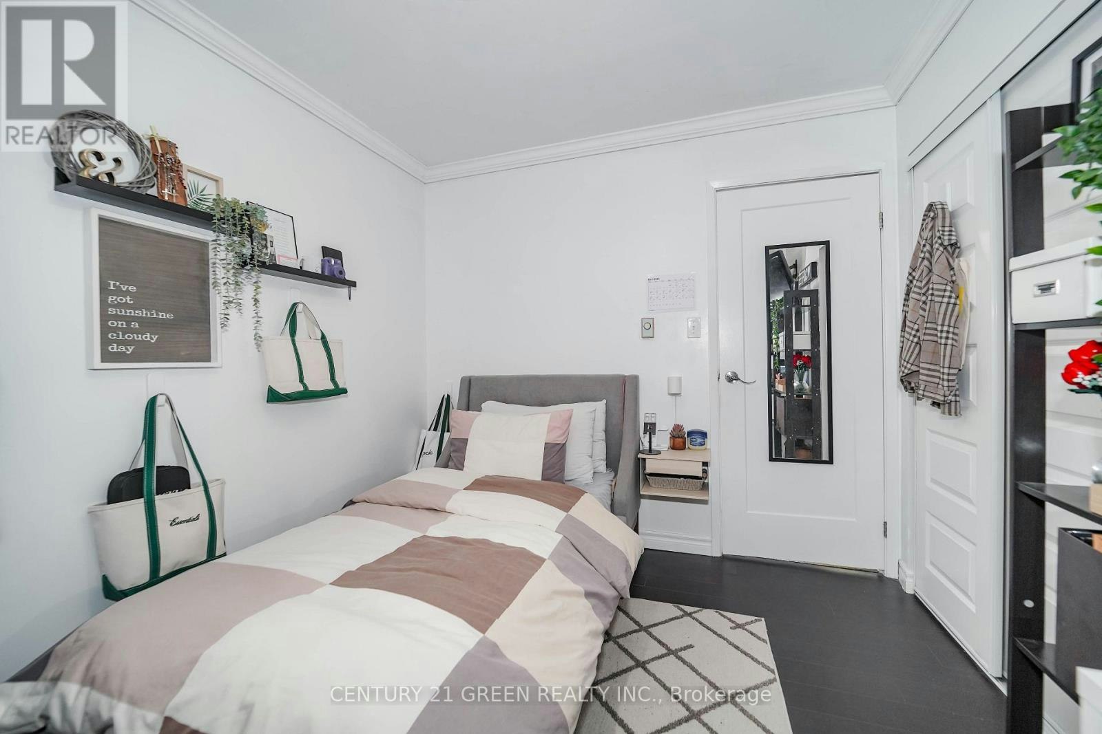 MAIN-919 Central Park Boulevard N, Oshawa, ON, L1G 6V8 - 30