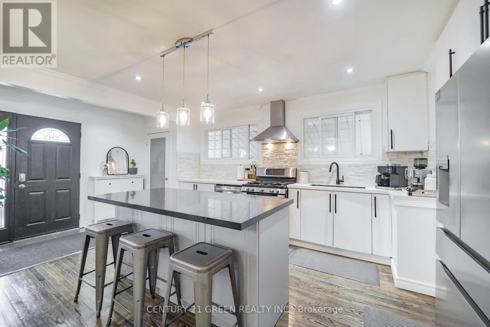 MAIN-919 Central Park Boulevard N, Oshawa, ON, L1G 6V8 - 26