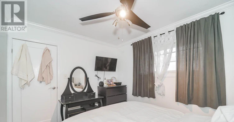 MAIN-919 Central Park Boulevard N, Oshawa, ON, L1G 6V8 - 32