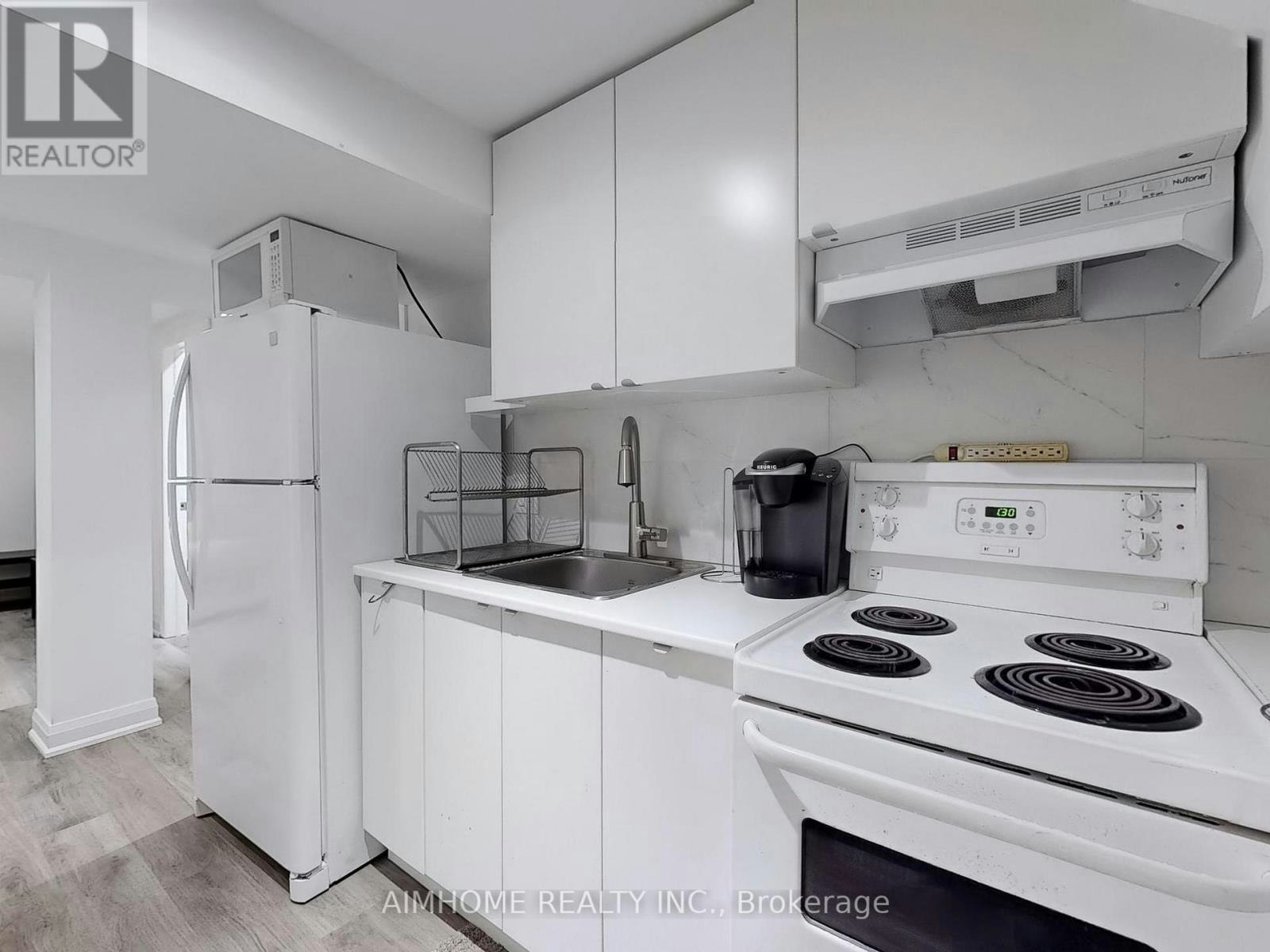 LOWER L-51 Royal Orchard Boulevard, Markham, ON, L3T 3C7 - 2