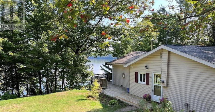 1862 River Road, Hastings Highlands, ON, K0J 1B0