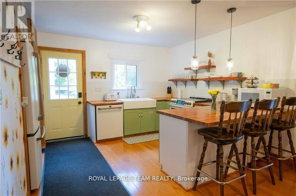 1862 River Road, Hastings Highlands, ON, K0J 1B0 - 15