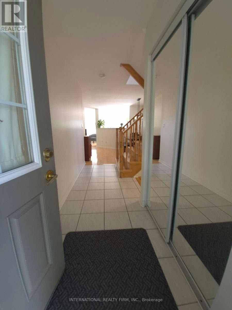 2588 Valleyridge Drive, Oakville, ON, L6M 5H5 - 3