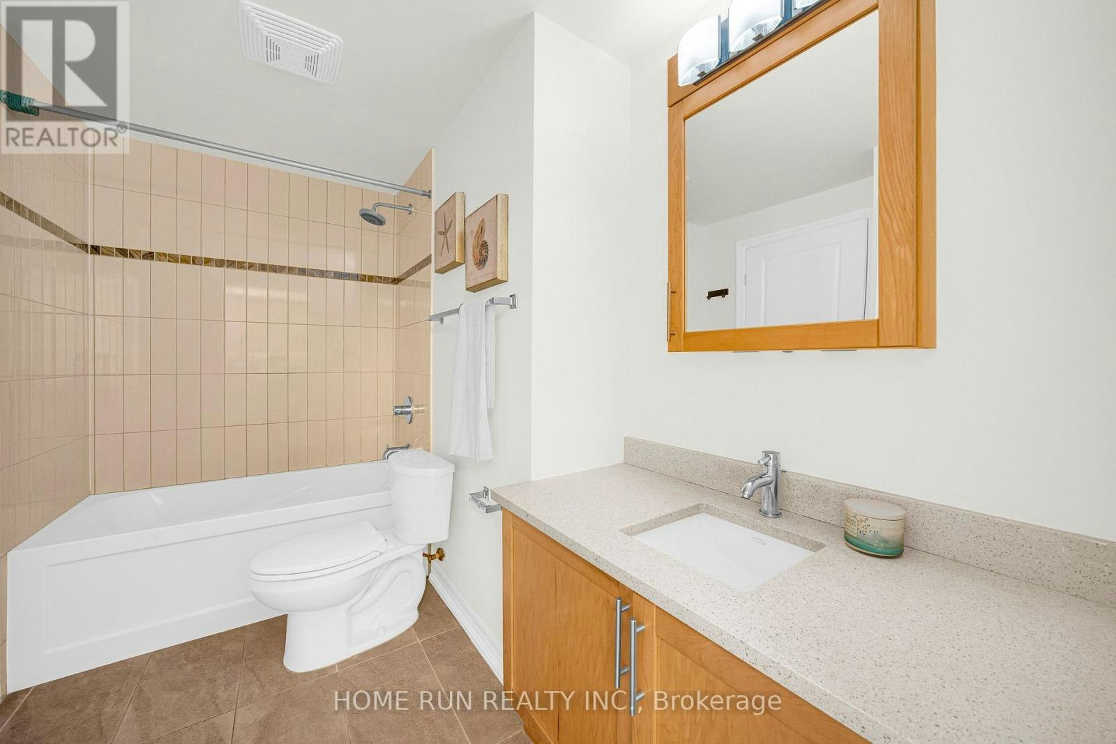 1906-242 Rideau Street, Ottawa, ON, K1N 0B7 - 13