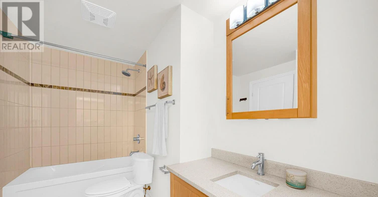 1906-242 Rideau Street, Ottawa, ON, K1N 0B7 - 13