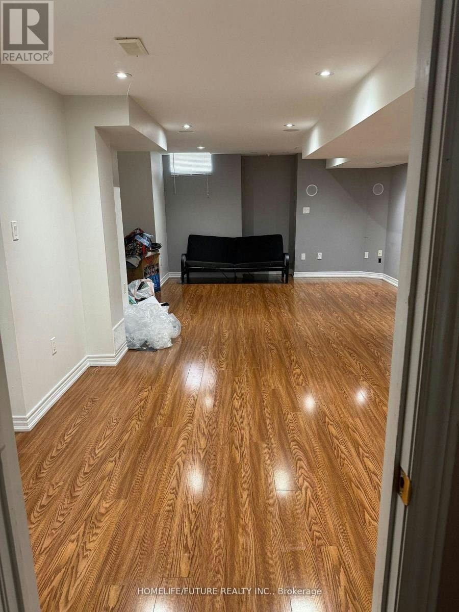 BSMT-3 Cabin Trail Crescent, Whitchurch-Stouffville, ON, L4A 0S7 - 2