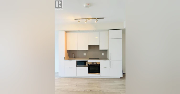 4606-28 Freeland Street, Toronto, ON, M5E 0E3 - 4