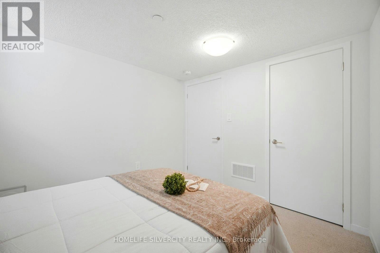 13-11 Honeycrisp Crescent, Vaughan, ON, L4K 0N6 - 25