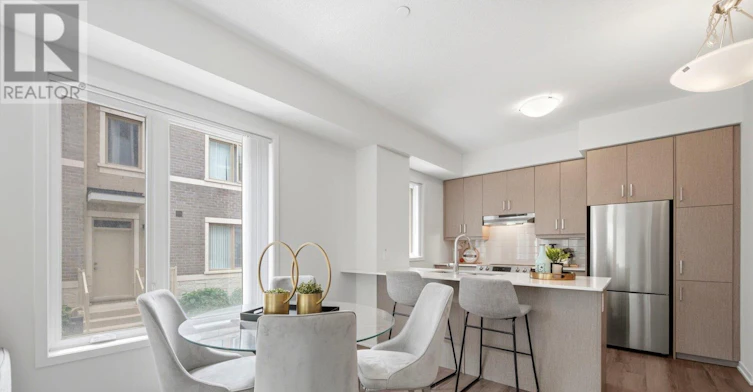 13-11 Honeycrisp Crescent, Vaughan, ON, L4K 0N6 - 8