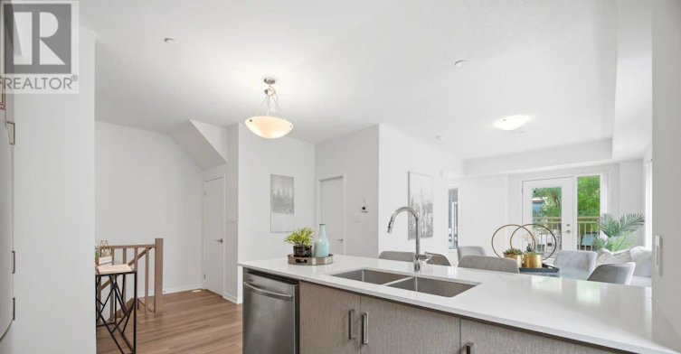 13-11 Honeycrisp Crescent, Vaughan, ON, L4K 0N6 - 15