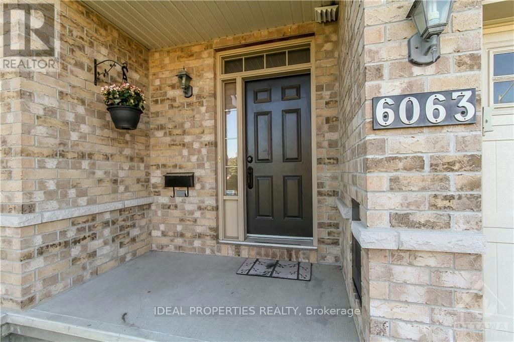 6063 Bluff Drive NORTH, Ottawa, ON, K1V 2L6 - 2