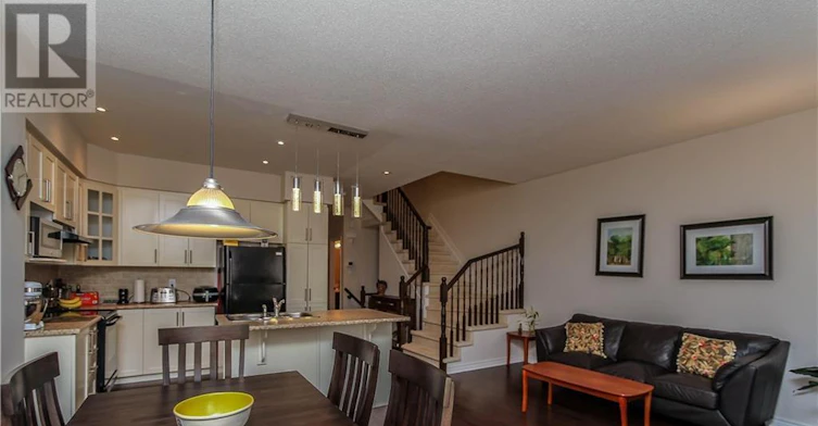 6063 Bluff Drive NORTH, Ottawa, ON, K1V 2L6 - 9