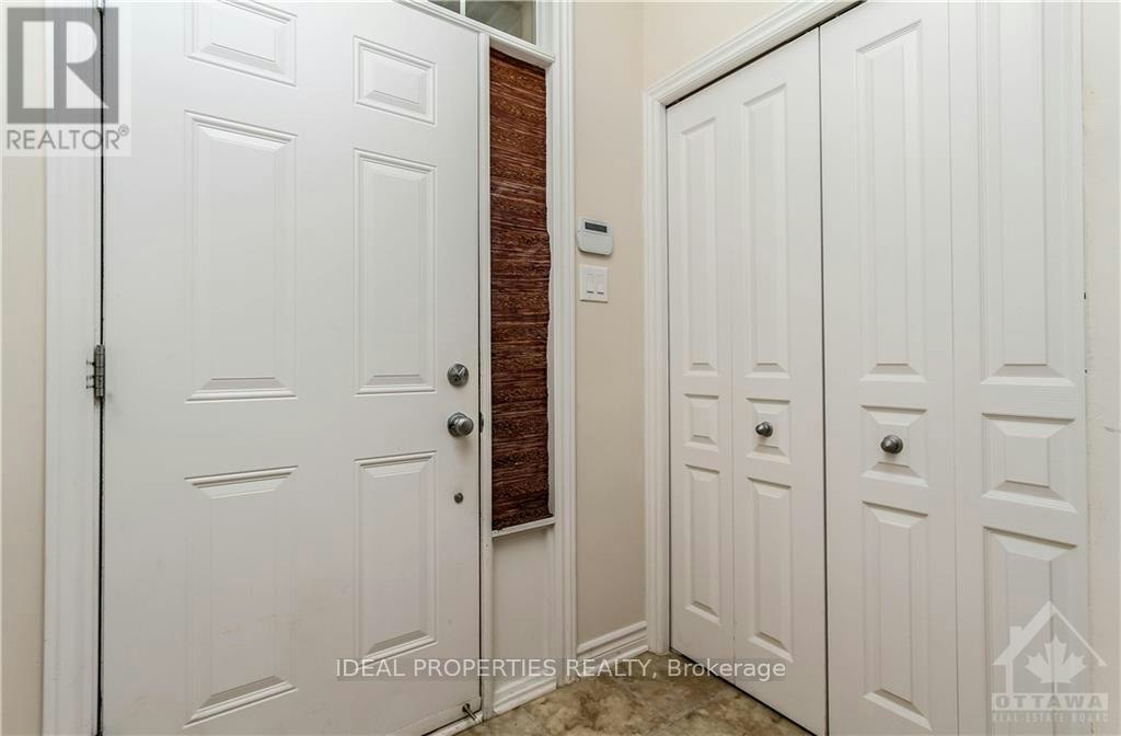 6063 Bluff Drive NORTH, Ottawa, ON, K1V 2L6 - 3