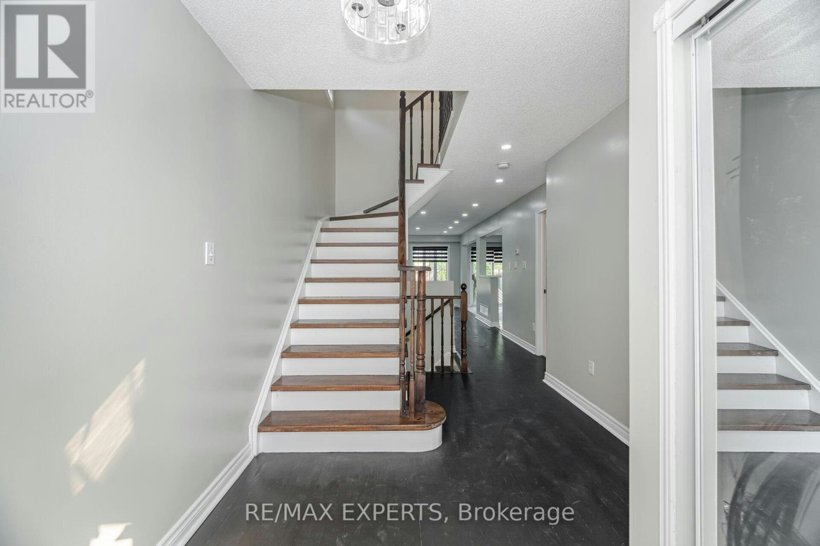 82 Twin Pines Crescent, Brampton, ON, L7A 1M8 - 5