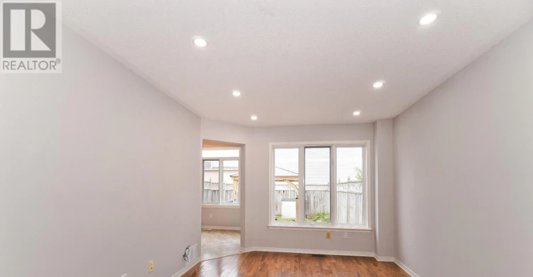 85 Palmadeo Drive, Ottawa, ON, K2J 4Z4 - 9