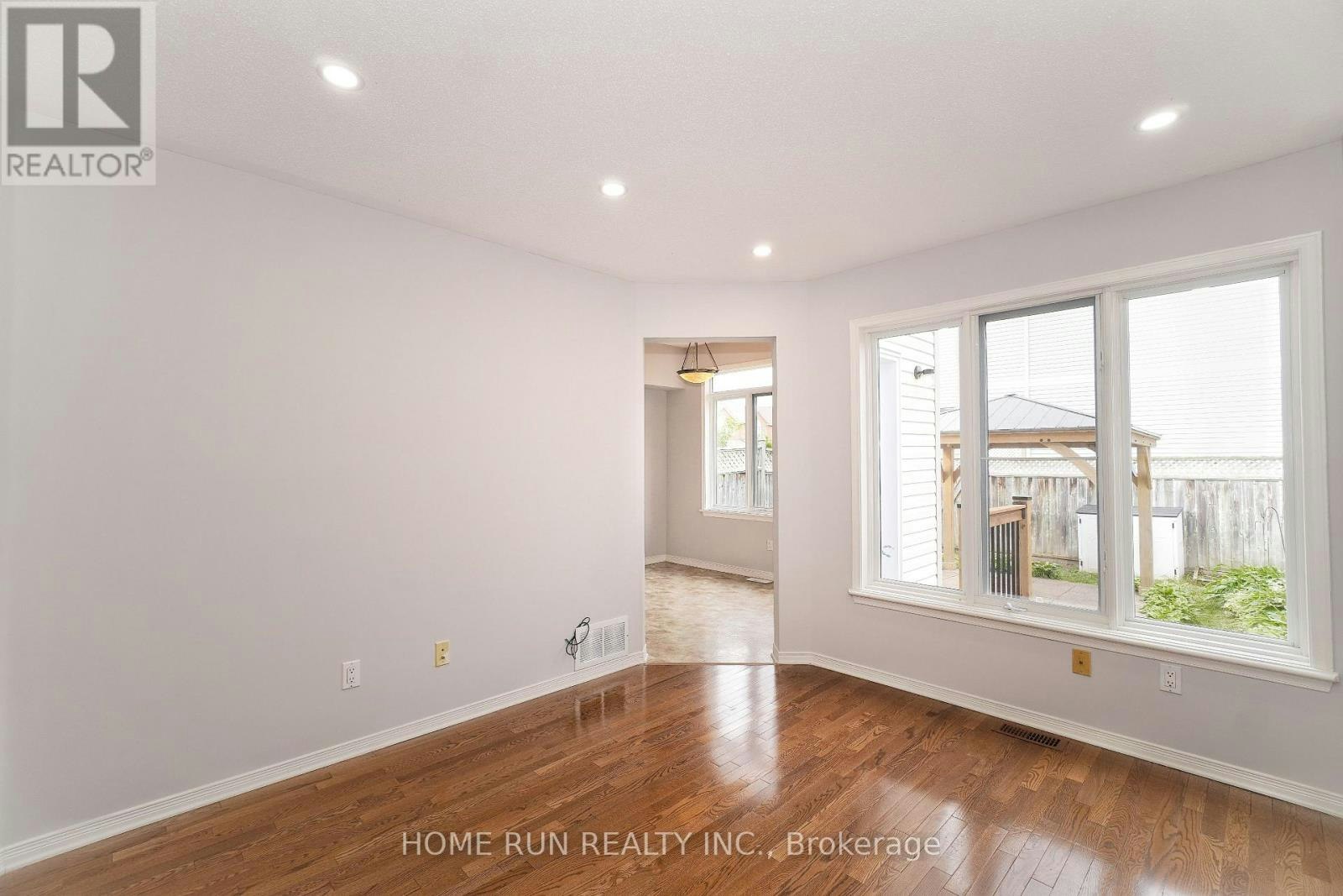 85 Palmadeo Drive, Ottawa, ON, K2J 4Z4 - 10