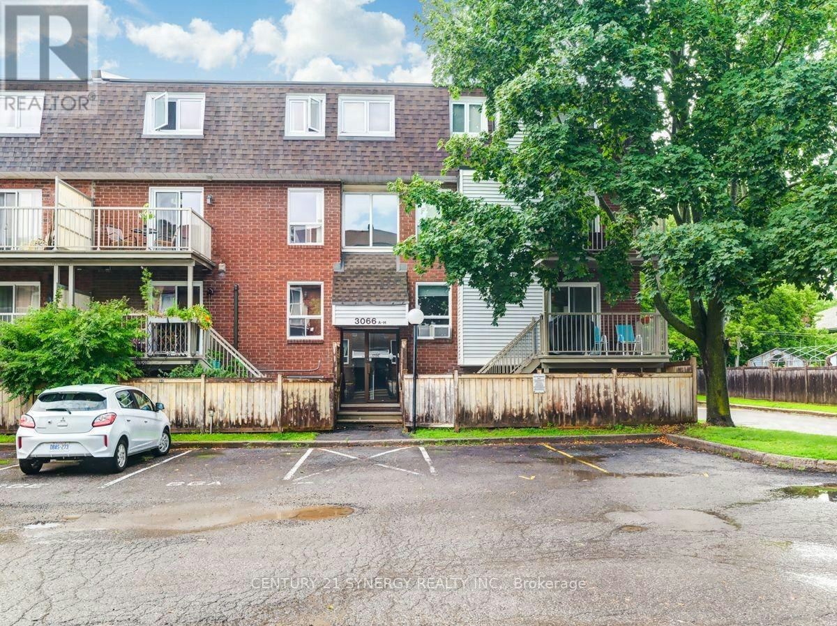 66-3066 Councillor's Way, Ottawa, ON, K1T 2S7