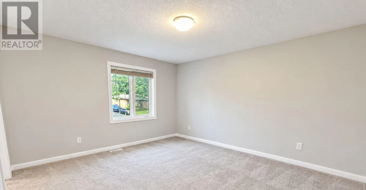 4877 Pettit Avenue, Niagara Falls, ON, L2E 5H4 - 23