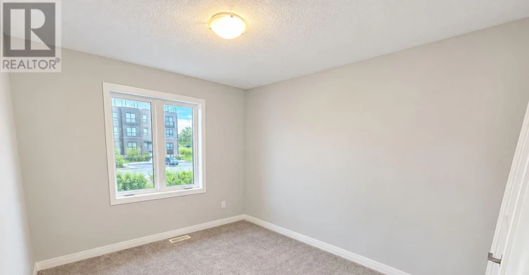 4877 Pettit Avenue, Niagara Falls, ON, L2E 5H4 - 32