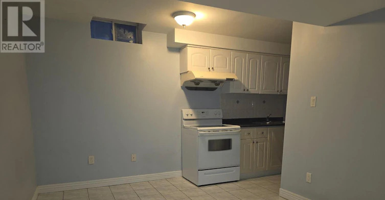 LL-305 Castan Avenue, Markham, ON, L3R 4S2 - 7