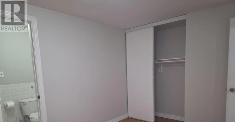 LL-305 Castan Avenue, Markham, ON, L3R 4S2 - 11